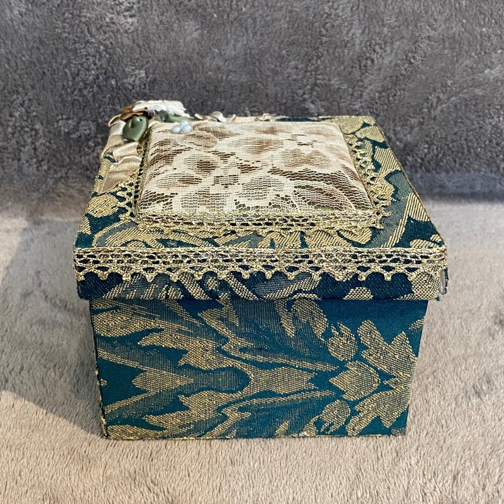 Katherine's Collection Vintage Gree Satin & Cream Lace Jewellery/Trinket Box